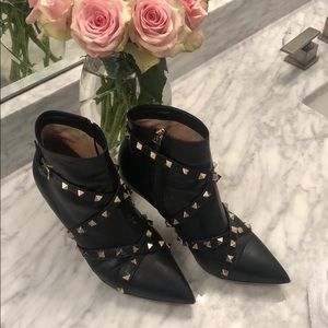 Valentino Garavani Rockstud Booties